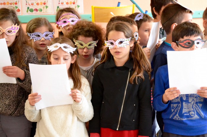 Repas carnaval  à l'école Yves Chaze de Samatan