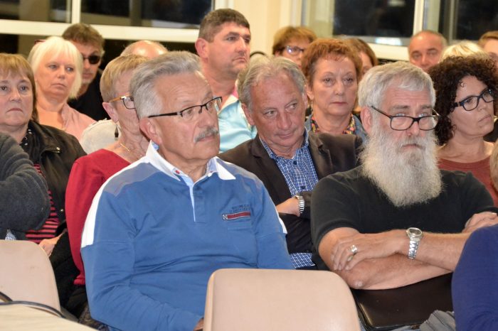 Ag-office-de-tourisme-du-saves - Public studieux lors de cette assemblée générale constitutive