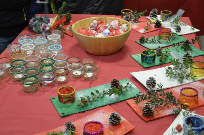 Marché de Noël école Bernard Ribes de Monblanc