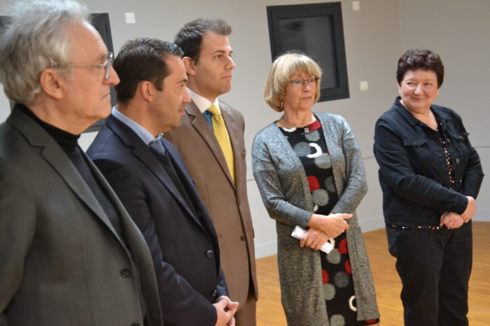 Inauguration salle polyvalente de Pompiac - février 2018 - Les personnalités écoutent Bernard Daubert
