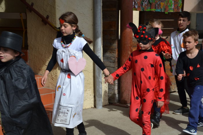 Carnaval 2018 école Bernard Ribes - Monblanc