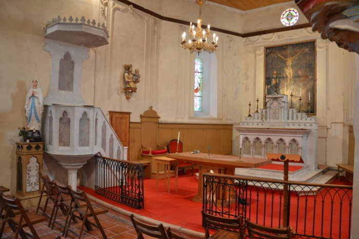 Pellefigue - Intérieur de l'église
