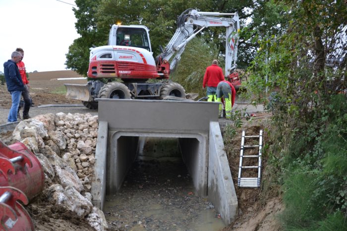 Pont Sauveterre - vue sur l'ouvrage et les murs d'entonnement