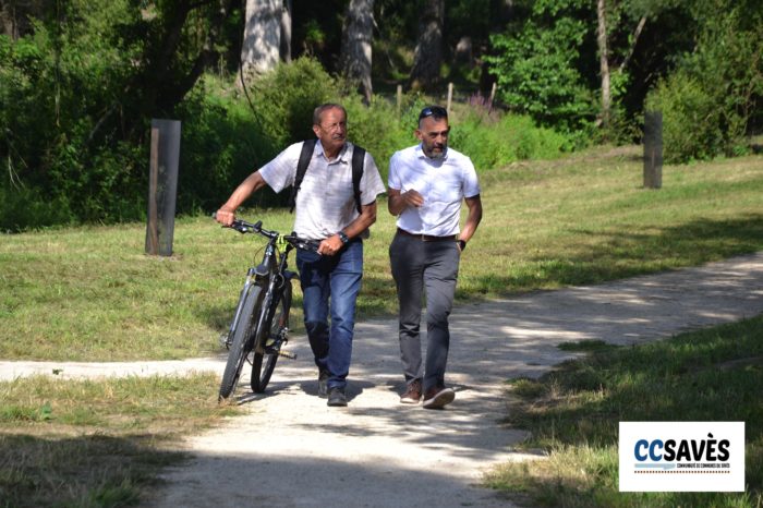 Lombez- Un été dans le Savès juillet 2021-4 - Paul Claudel guide le président Lefebvre vers les chevaux