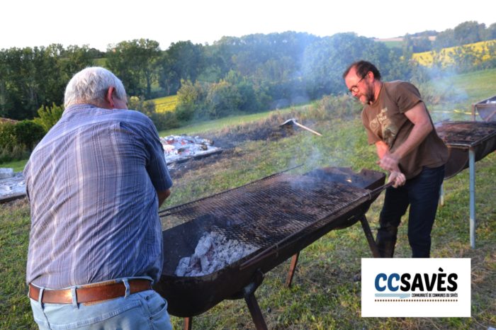 Un été dans le Savès - Savignac juillet 2021-2 - Les "grilladeurs" en action