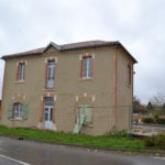 L'ancienne épicerie en bord de départementale