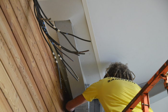 Chantier école 4 - 6 mai - Câblage du boulodrome