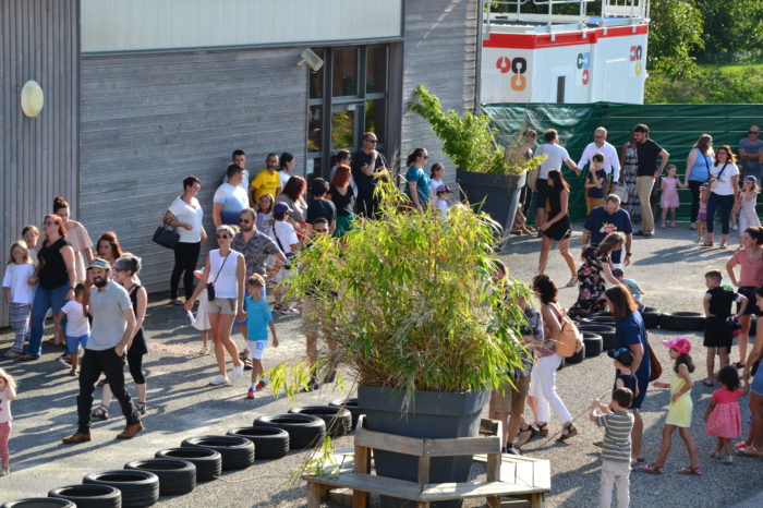 Visite école provisoire - août 2024 - Début de la visite Visite école provisoire - août 2024 - Début de la visite