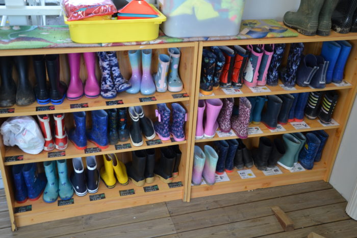 84AA8A55-CA57-4F87-B355-92424856EC62 - Les bottes à l'entrée 84AA8A55-CA57-4F87-B355-92424856EC62 - Les bottes à l'entrée