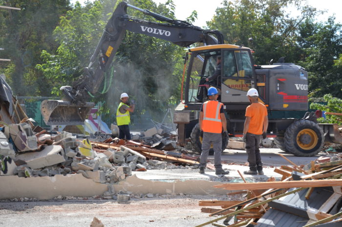 8BB7E057-BE8D-4A3B-ADD9-10DB1AF249F9 8BB7E057-BE8D-4A3B-ADD9-10DB1AF249F9