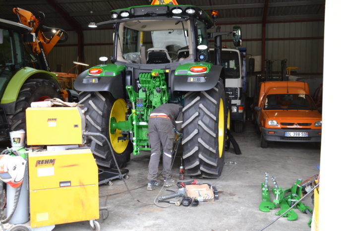 DSC_0328 - Montage de l'épareuse DSC_0328 - Montage de l'épareuse