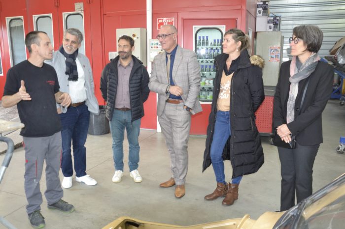Visite P.Archer CMA 19 novembre 2024 à Lombez carrosserie Artole2 - Carrosserie Artole - Patrice et Edith Voigt Visite P.Archer CMA 19 novembre 2024 à Lombez carrosserie Artole2 - Carrosserie Artole - Patrice et Edith Voigt